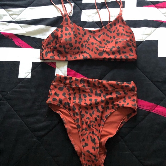 Bikini set - Picture 3 of 3